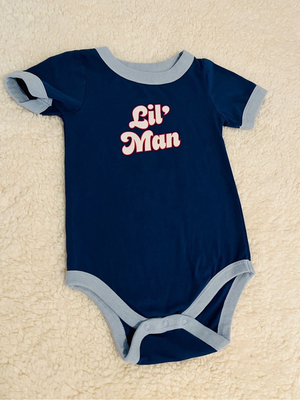 Lil' Man Blue One-Piece Bodysuit with Light Blue Trim Size 18m
